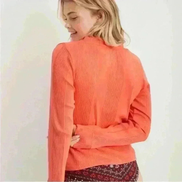 Aerie size XXL Henley Ribbed Long Sleeve Shirt Coral Color like new condition - Picture 2 of 7